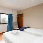 Olympics 1br With Pool & Balcony, By Hopstays Albufeira