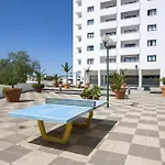 Olympics 1br With Pool & Balcony, By Hopstays Lejlighed Albufeira