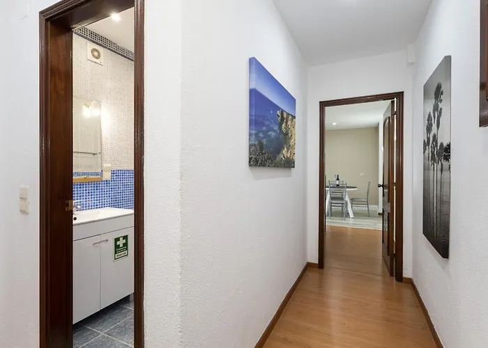 아파트 Olympics 1br With Pool & Balcony, By Hopstays *